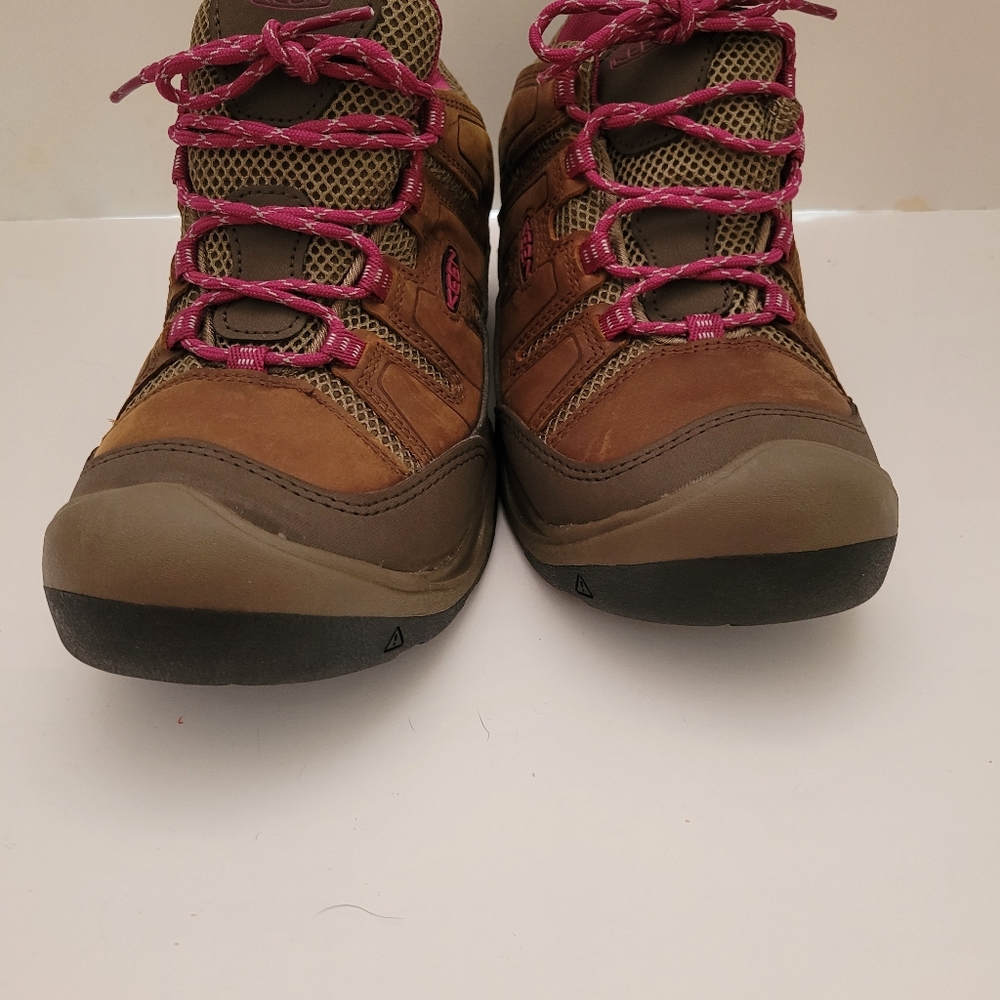 Keen Womens Hiking Circadia Waterproof Boots
